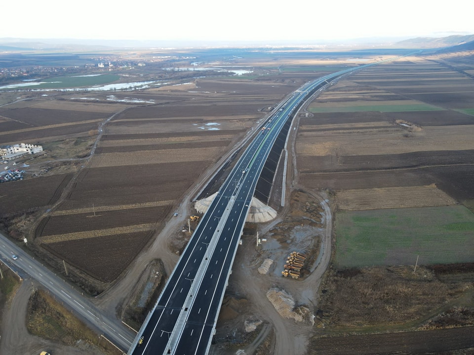 Atenție, șoferi clujeni! Restricții pe A3 lângă Câmpia Turzii toată ziua – viteză redusă la 40 km/h și piloți de trafic pe autostradă