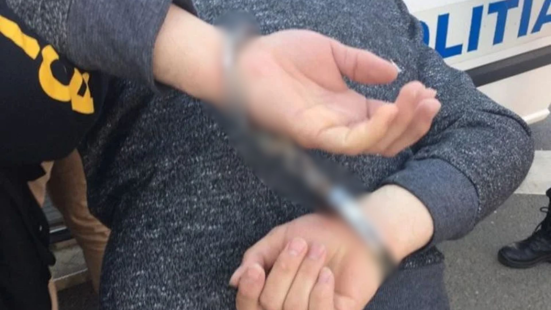 Bărbat reținut în Cluj-Napoca după ce și-ar fi agresat concubina și ar fi încălcat ordinul de protecție! Femeia a sunat disperată la 112