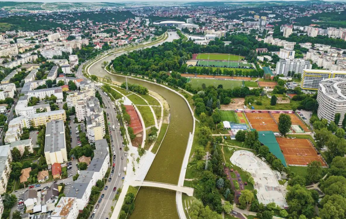 Cluj-Napoca, departe de pretențiile de oraș „verde”. Un top realizat cu Inteligența Artificială și imagini din satelit ne arată realitatea. Cine e pe 1?