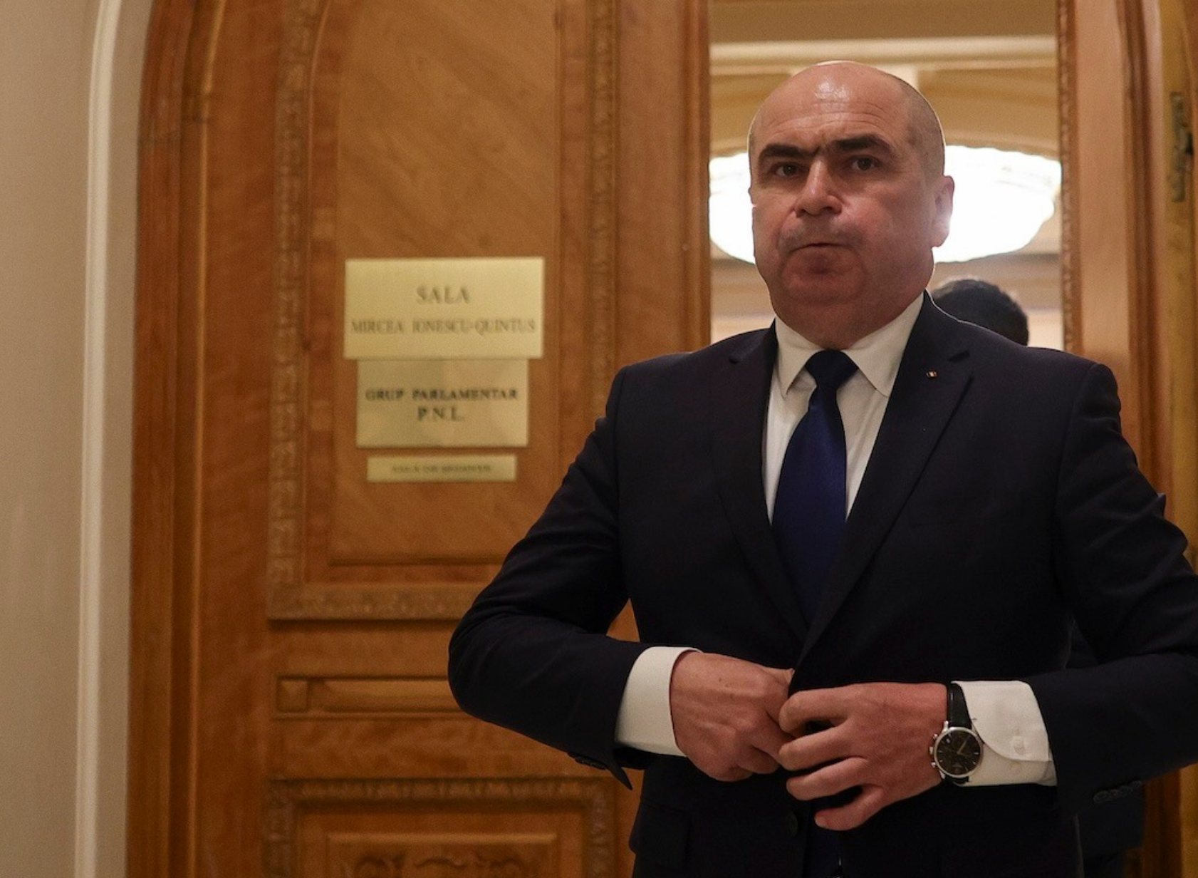Jurnalistul Florin Negruțiu: Dezvăluiri din ședința PNL! Cum le-a dejucat Bolojan planurilor trădătorilor din PNL și a demolat planul PSD-Nicușor Dan