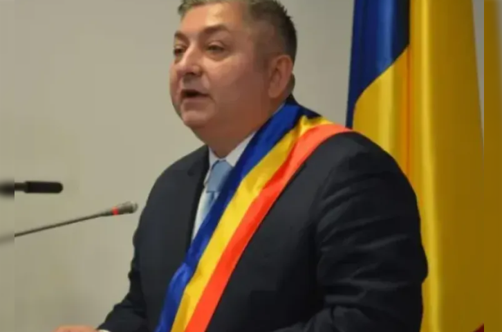 Mesaj cu ironii și calcule politice de la Alin Tișe: „PNL revine la butoanele interesului național”