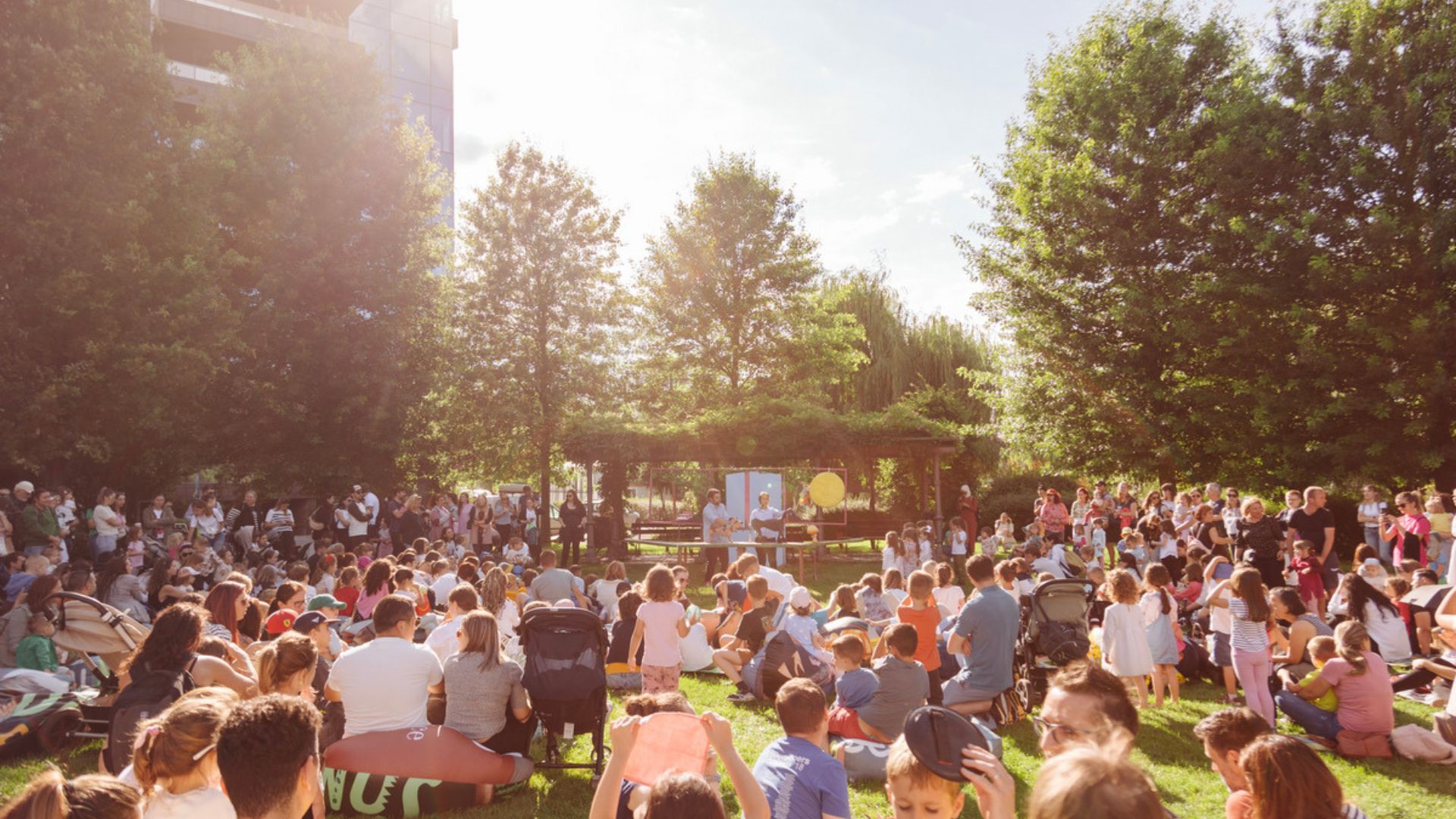 Patru zile de magie la Cluj! Iulius Mall transformă Ziua Copilului într-un festival uriaș cu concerte, joacă și surprize pentru toată familia