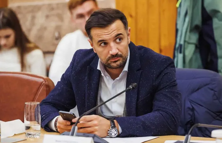 Radu Constantea, președintele U Cluj, a decis cine va fi antrenorul pentru sezonul viitor: „Nici nu se pune problema”