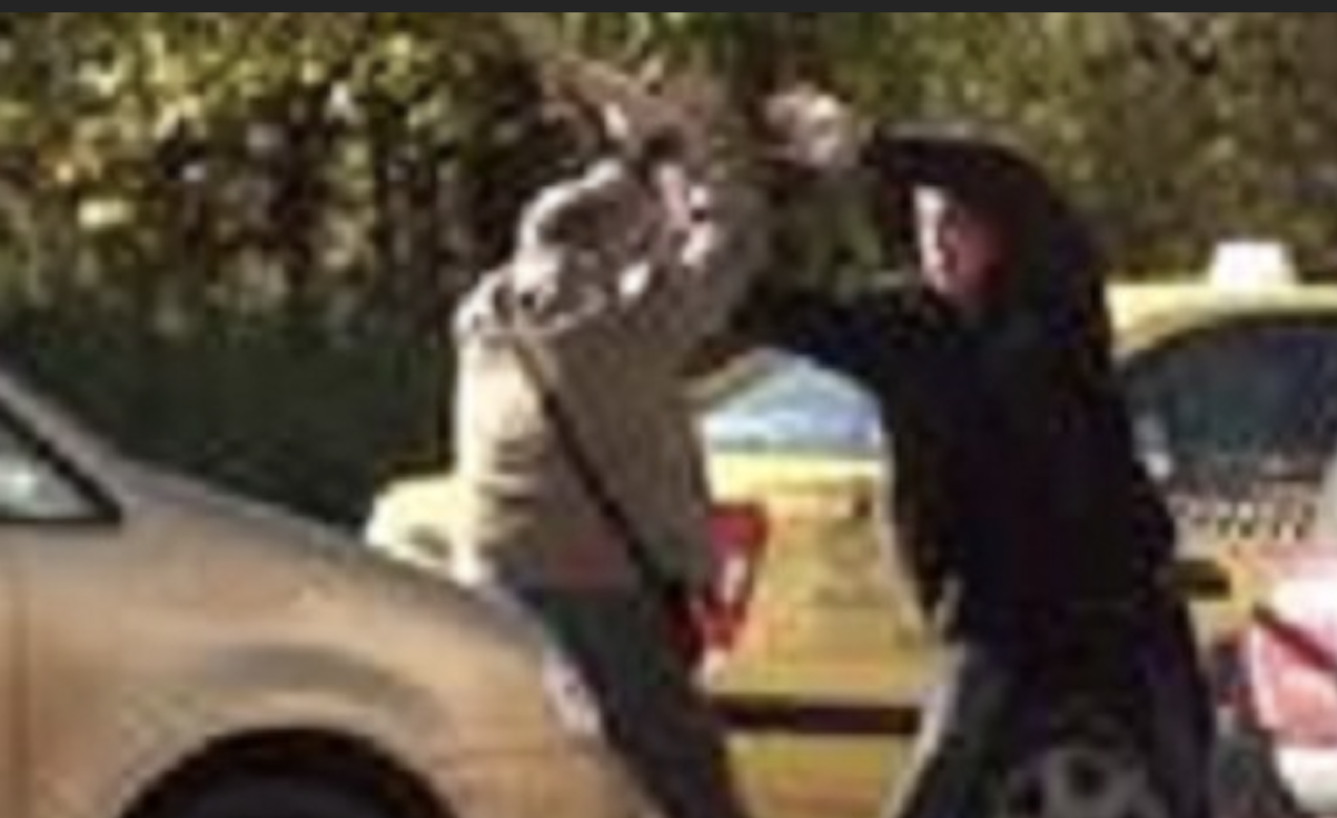 Scandal în trafic terminat cu un pumn în față, pe o stradă din Cluj-Napoca! Victima, cu leziuni grave: Agresorul, sub control judiciar 60 de zile