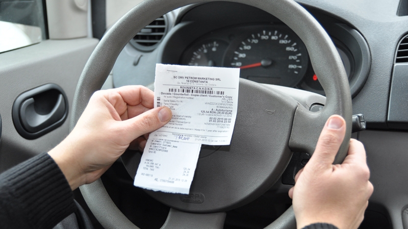 Șoferi atenție la capcana rovinietei! Dai 330 de lei pe un document care valorează 254: Și nu știi că ești păcălit până când e prea târziu