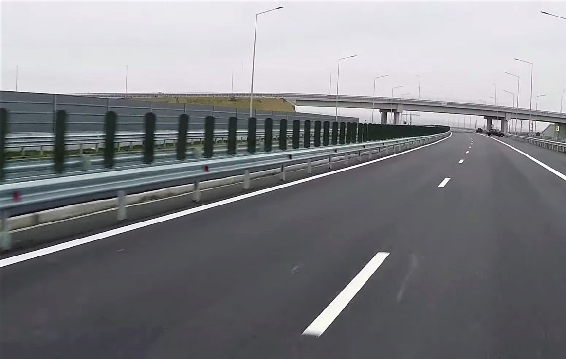 Șoferi clujeni, atenție vineri dimineață! A3 intră în lucrări trei ore: Bandă blocată, 60 km/h și posibile coloane pe sensul spre graniță