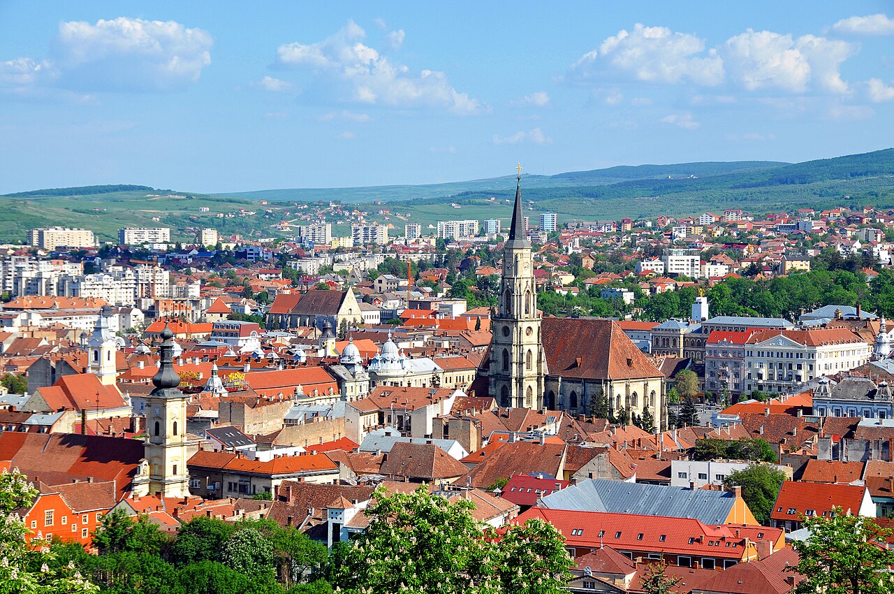 Suntem tot mai puțini! Cluj-Napoca, „orașul magnet” al României a pierdut locuitori. Primăria a publicat indirect noua populație oficială a municipiului