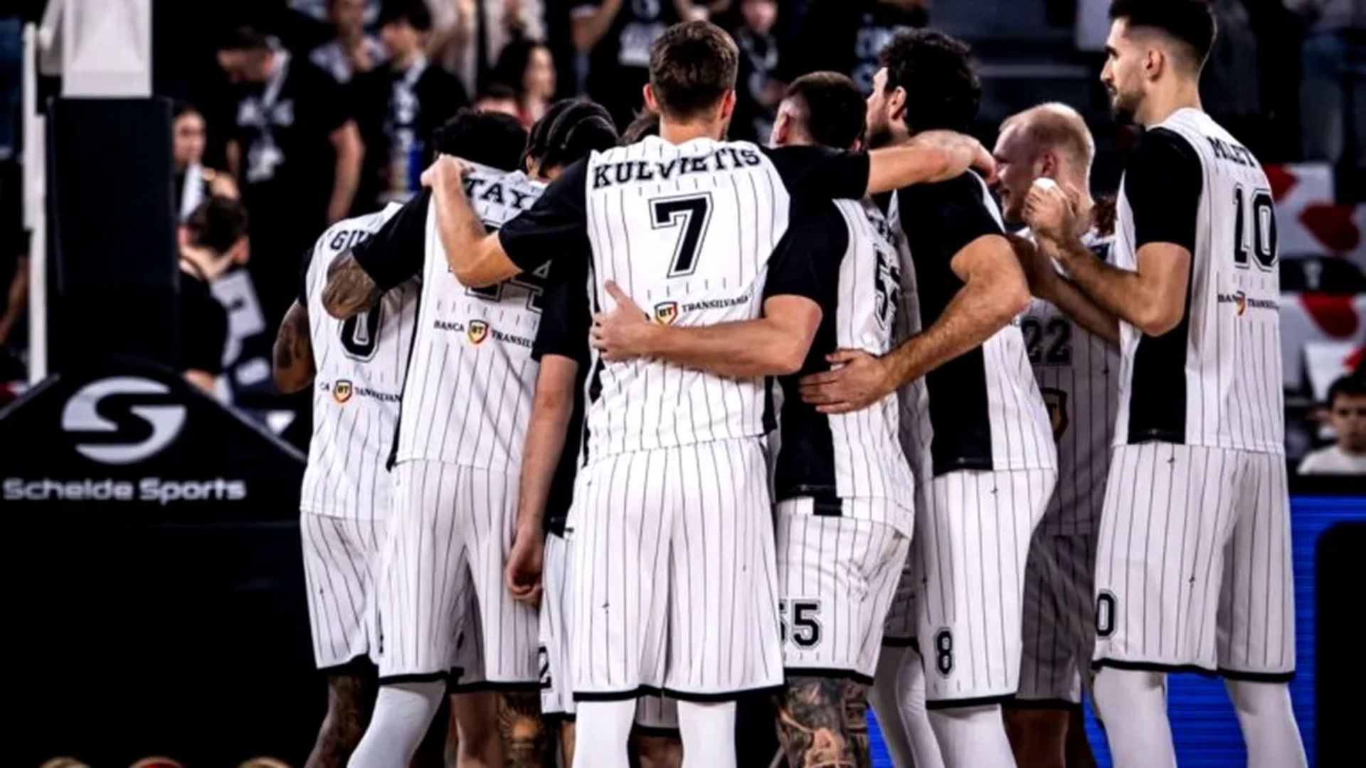 U-BT Cluj intră în lupta pentru titlu după dezamăgirea din Liga Adriatică! „Alb-negrii” pornesc „războiul” semifinalelor cu SCM U Craiova