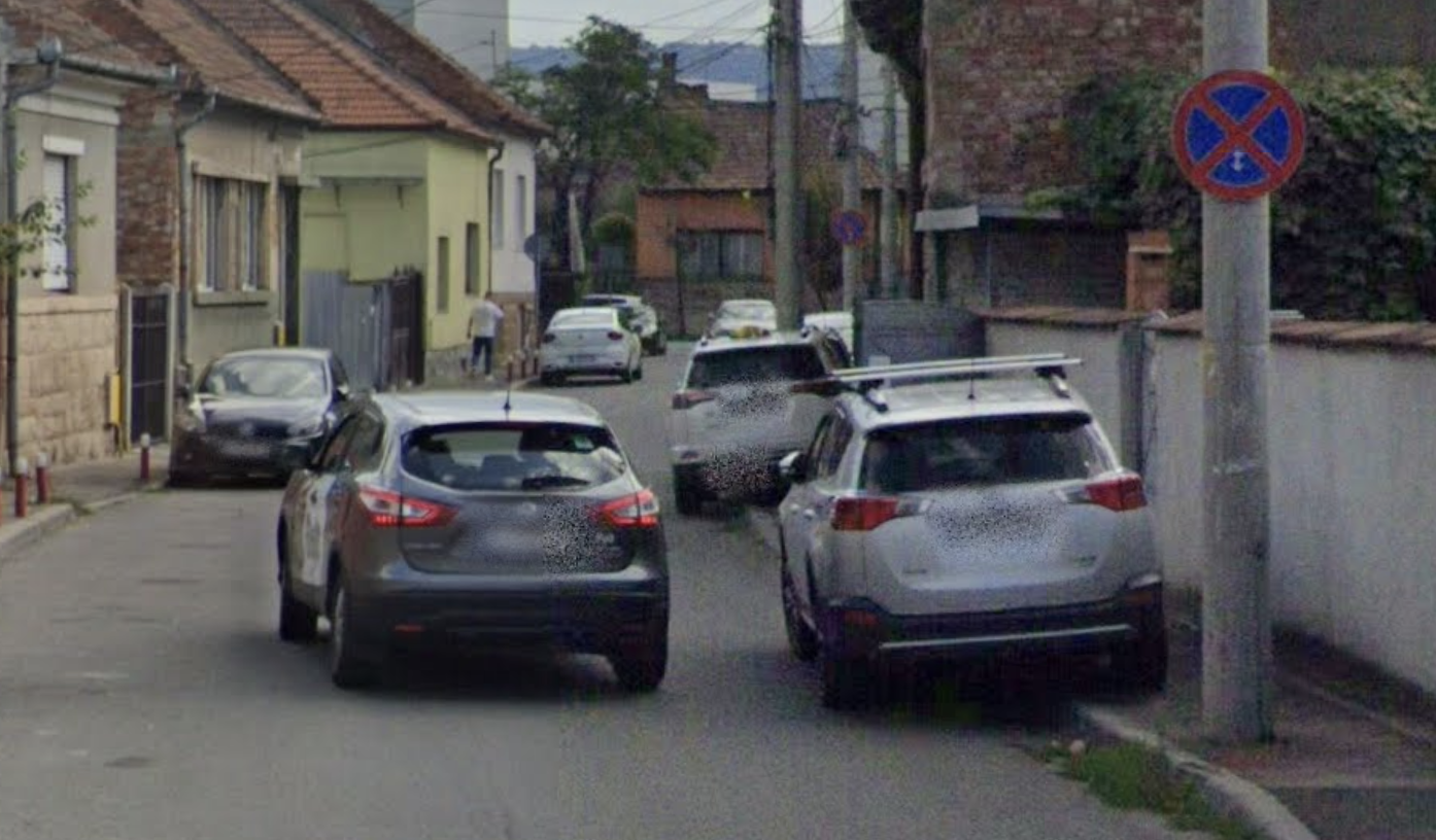 Un clujean, revoltat de haosul de pe o stradă din Cluj-Napoca: „Circulația pe două sensuri e practic imposibilă!" Soluția pe care o cere de urgență