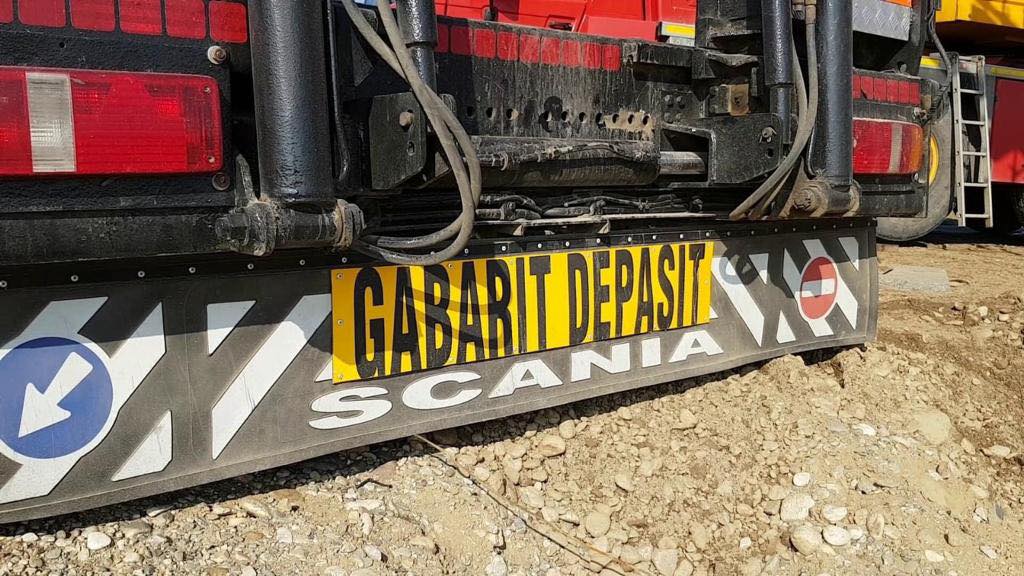 Un „monstru” de 120 de tone și 34 de metri lungime ia cu asalt drumurile din România! Pe unde circulă transportul agabaritic și ce trebuie să știe șoferii