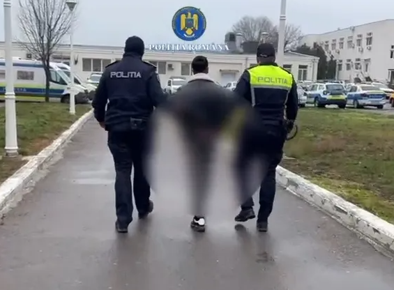 Un tânăr de 23 de ani a fost reținut la Cluj-Napoca după ce a furat o trotinetă electrică și a încercat să mai dea o lovitură