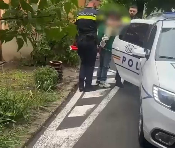 VIDEO. Un clujean a făcut praf Codul Rutier: Beat criță, cu alcoolemie uriașă, fără permis și cu viteză, conducea nestingherit!