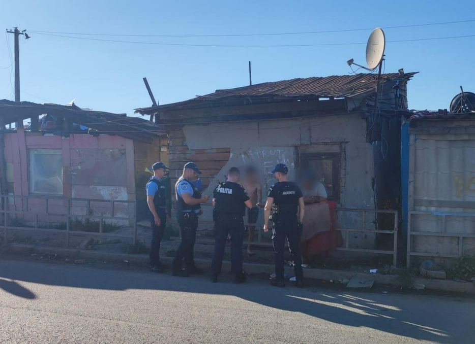 Acțiune de amploare a polițiștilor în „ghetoul” Clujului de pe Calea Dezmirului: Peste 300 vizate și 20 de mașini verificate