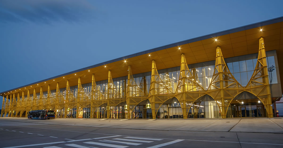 Aeroportul din Cluj, al doilea din țară: 710.000 de pasageri în primul trimestru. Londra și Milano, destinațiile favorite