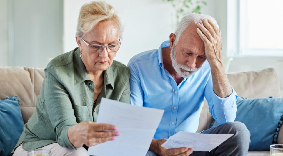 Aproape 900.000 de pensionari români trăiesc cu mai puțin de 1.281 de lei pe lună: Clujul, în top 3 județe după indemnizația socială plătită de stat