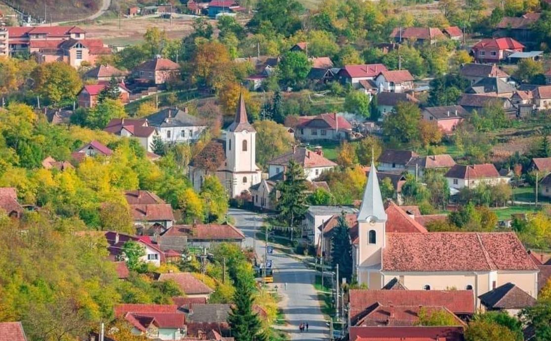 Circulație blocată timp de aproximativ o săptămână pe două străzi din Cojocna. Primărița Anca Marcu: „Lucrările sunt necesare”