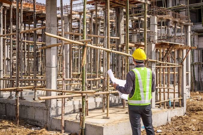 Clujul construiește tot mai puțin, dar prețurile explodează: cât costă acum un apartament și care sunt cele mai scumpe cartiere