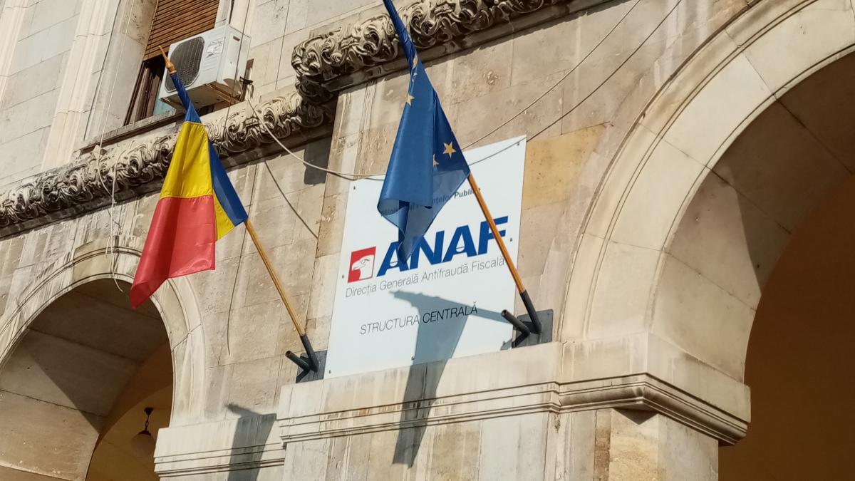 Fraudă uriașă descoperită la o firmă de pază: 350.000 de ore de muncă nedeclarate și 15 milioane de lei luați de la stat