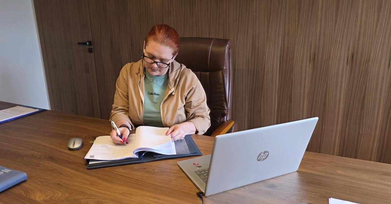 Investiție de 1,5 milioane lei în Apahida! A fost semnat contractul unui proiect important pentru comună: „un pas în dezvoltarea infrastructurii comunei