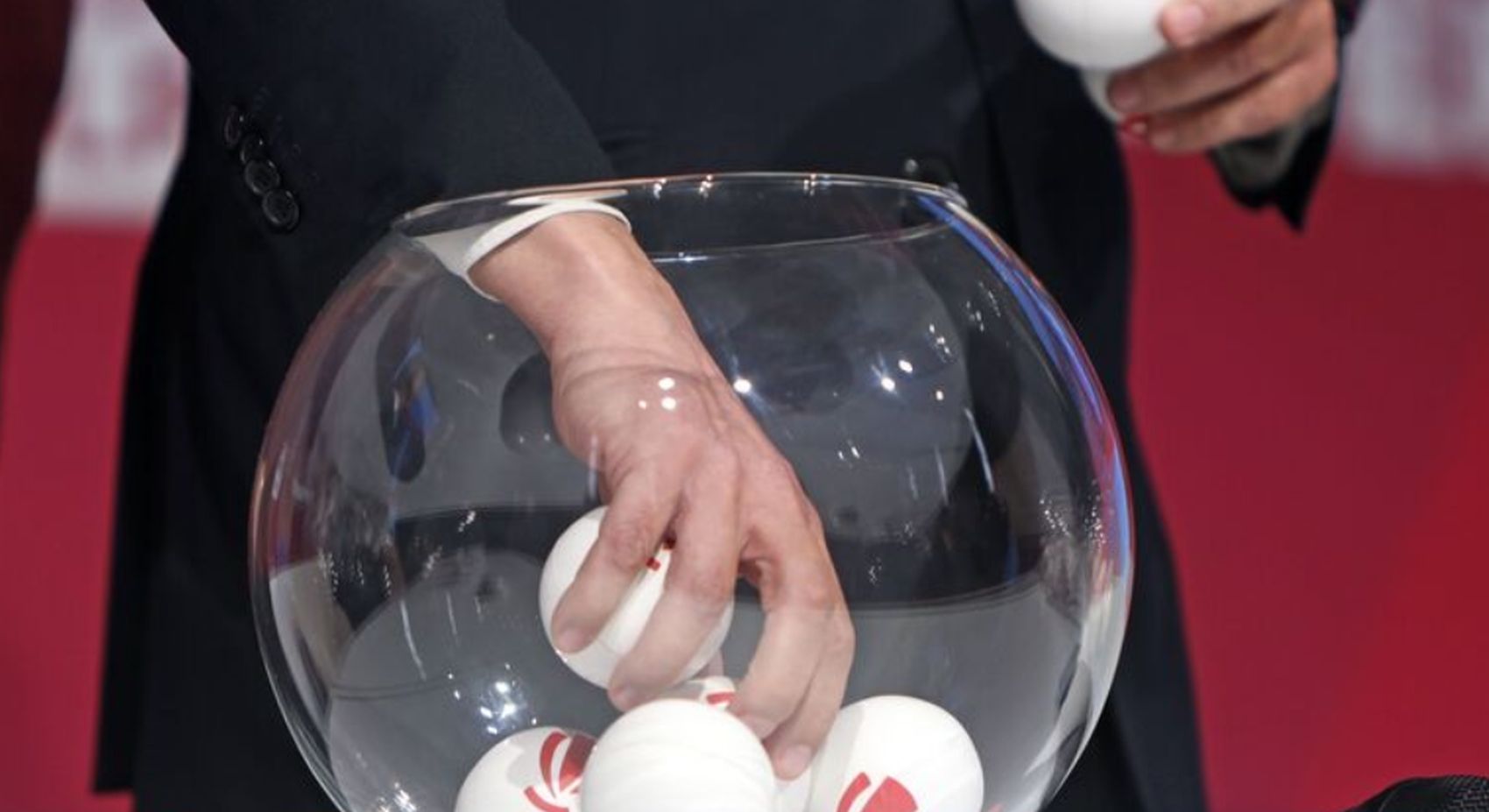 LPF amână tragerea la sorți a țintarului SuperLigii 2026-2027. Când își vor afla echipele programul noului sezon. U Cluj și CFR Cluj sunt protejate