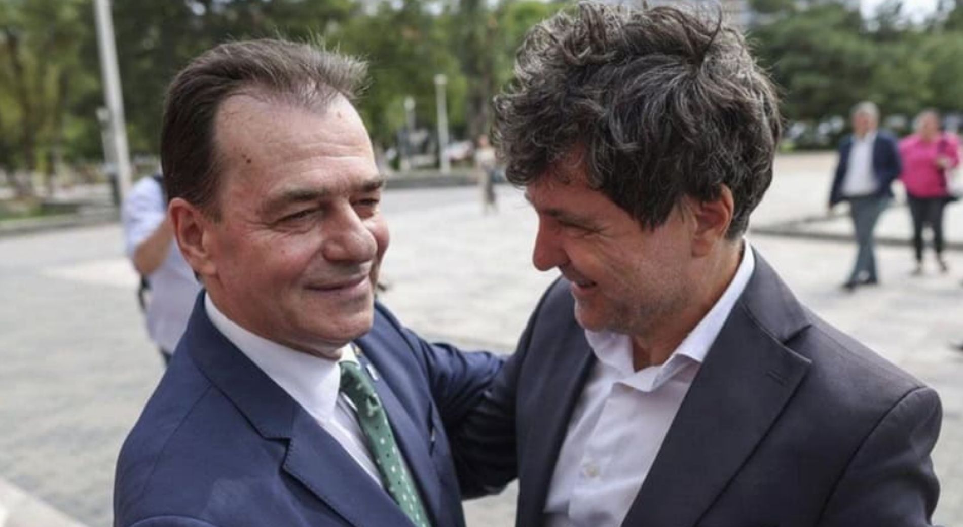 Nicușor Dan mai pierde un susținător. Un fost lider PNL îl amenință cu suspendarea: „Ai șobolănit pe ascuns cu PSD ca să dărâmi guvernul Bolojan”
