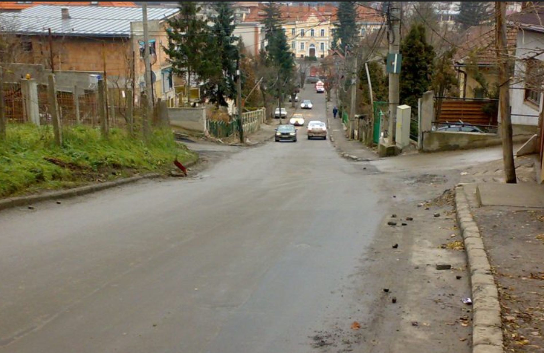 O stradă importantă din Cluj va fi afectată de lucrări până în august. Accesul în curți va fi complet blocat. Șoferii trebuie să aibă răbdare 4 săptămâni