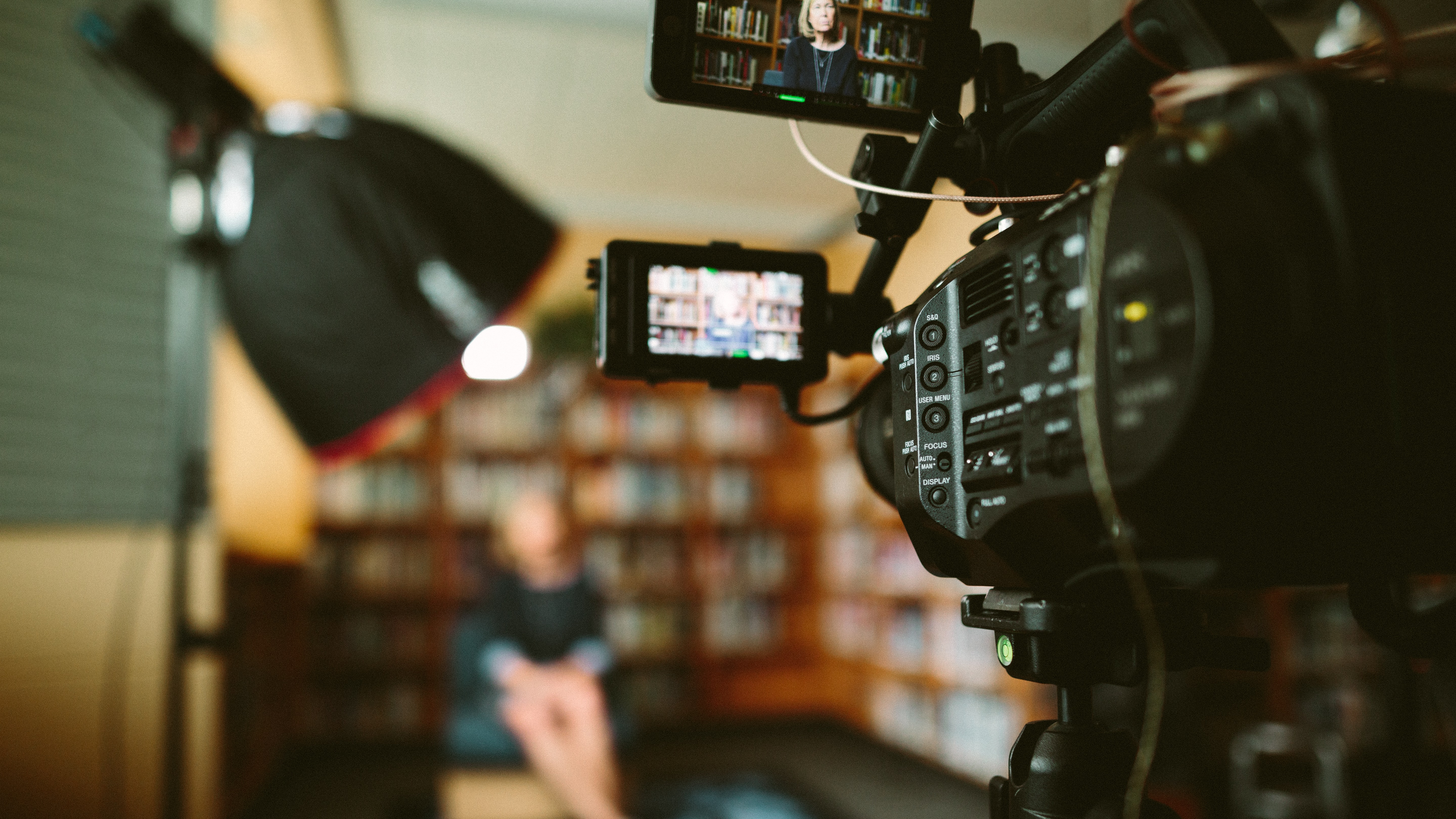 Piața media din România, mai valoroasă ca niciodată: 838 de milioane de euro în 2025! Cine a câștigat cel mai mult și ce urmează în 2026