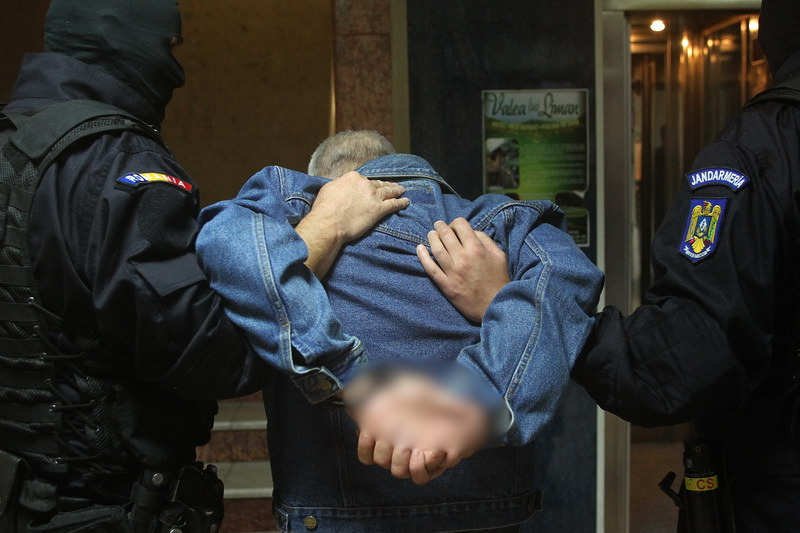 Primar din județul Cluj, acuzat că a „uitat” să suspende o angajată judecată penal: Aceasta ar fi încasat peste o sută de mii de lei din bani publici
