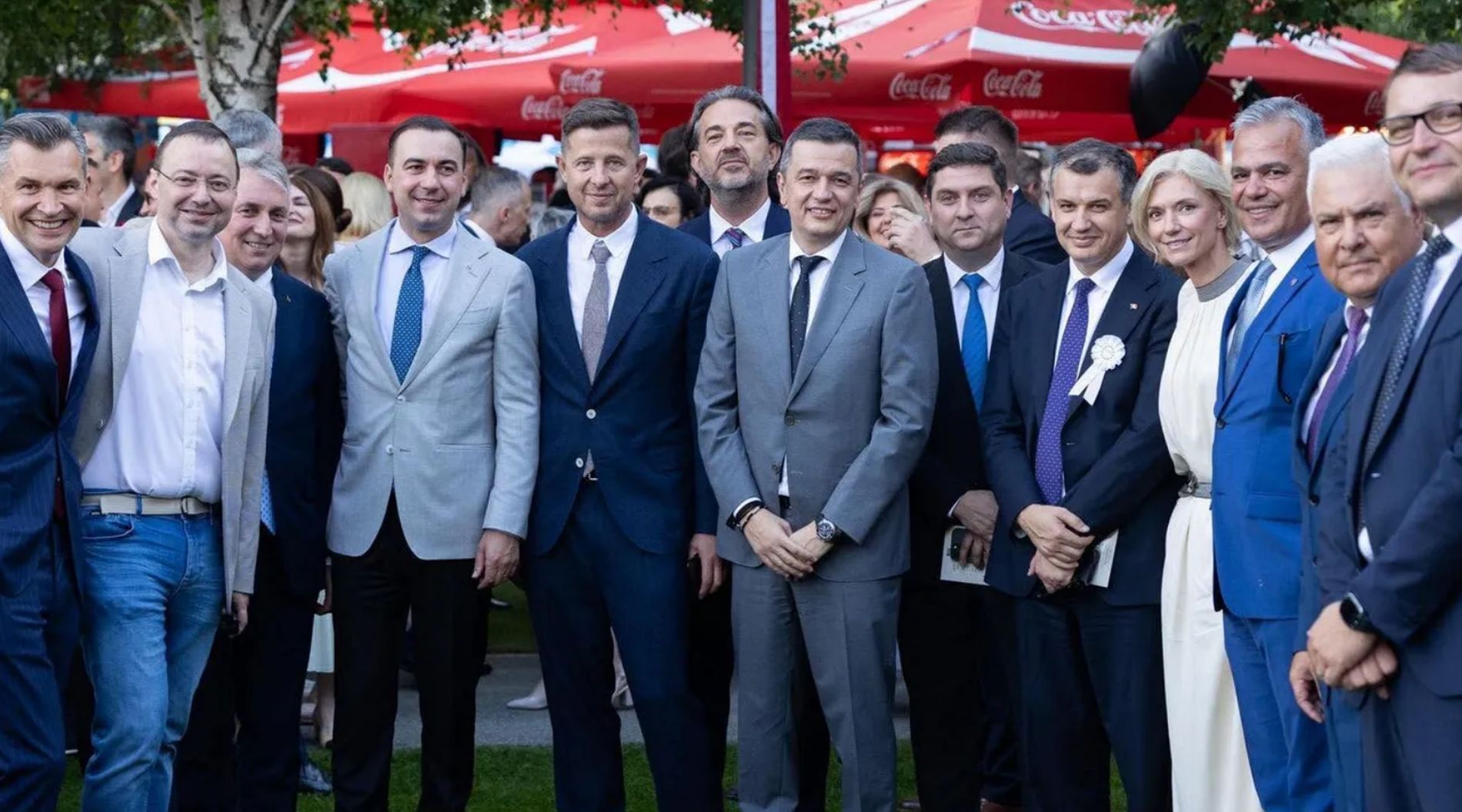 Puciștii din PNL din gruparea anti Bolojan, fotografiați alături de Grindeanu chiar în ziua în care și-a anunțat candidatura pentru funcția de premier
