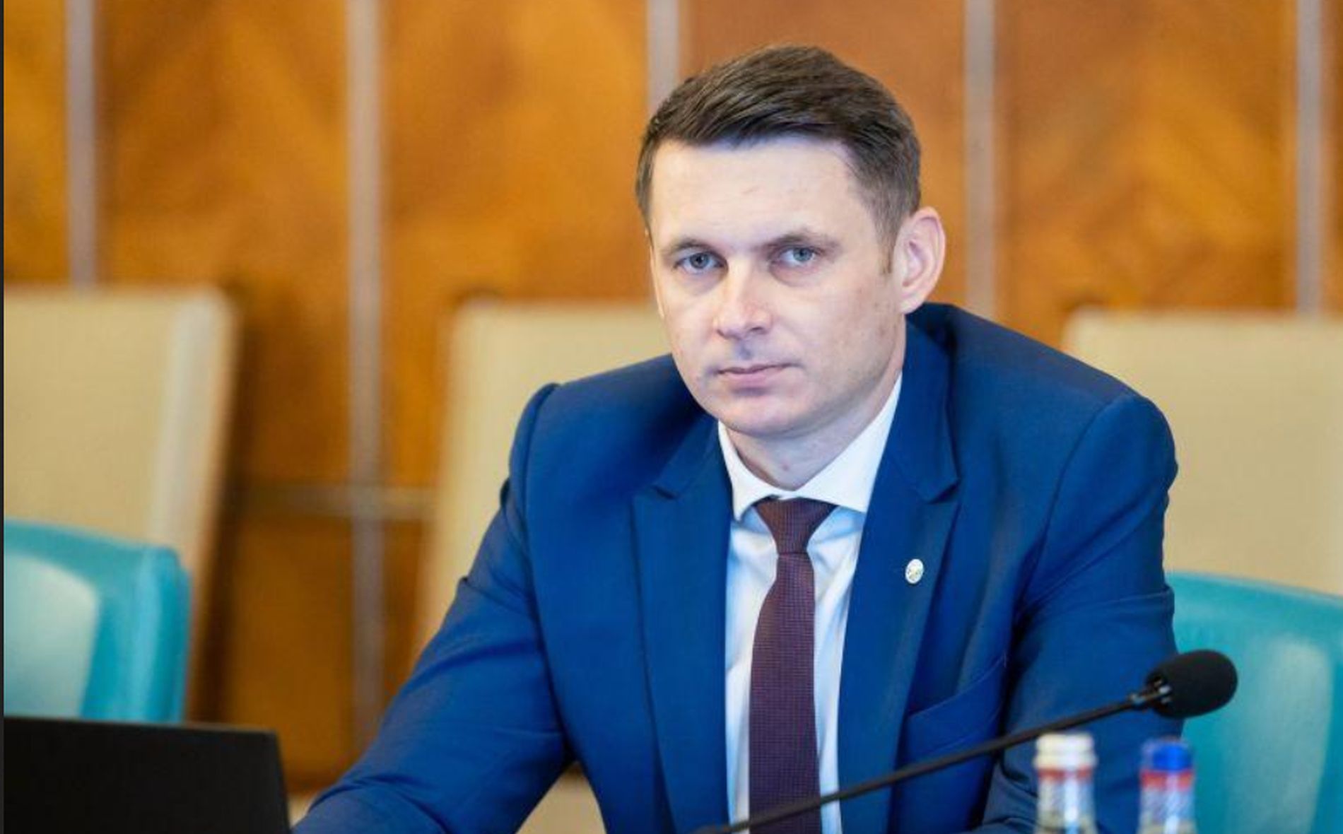 Rivalii lui Ilie Bolojan din PNL vor să-l înlăture pe clujeanul Mircea Abrudean de la șefia Senatului. Se tem că va bloca Guvernul PSD + Veștea