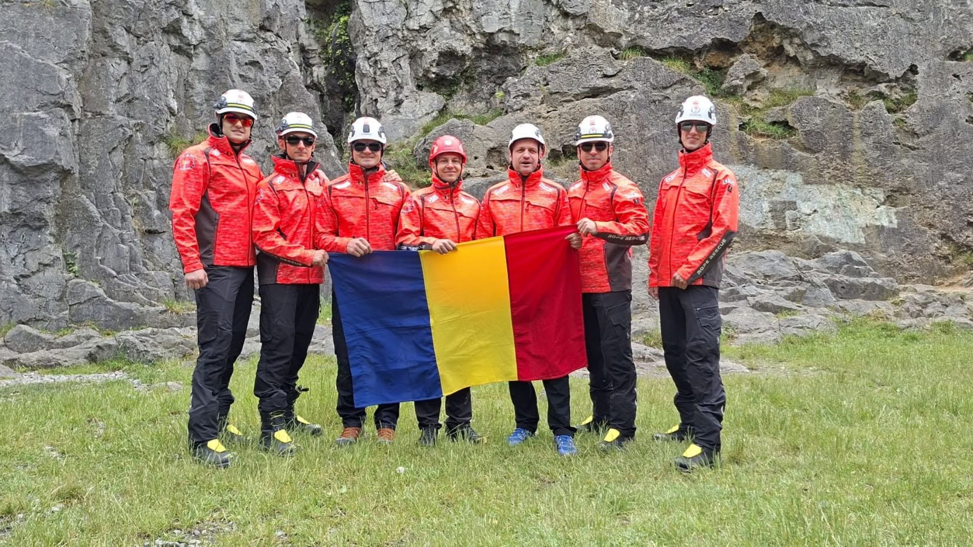 România intră în competiția salvatorilor de elită! Cei mai bine pregătiți pompieri pleacă în Belgia pentru una dintre cele mai dificile provocări