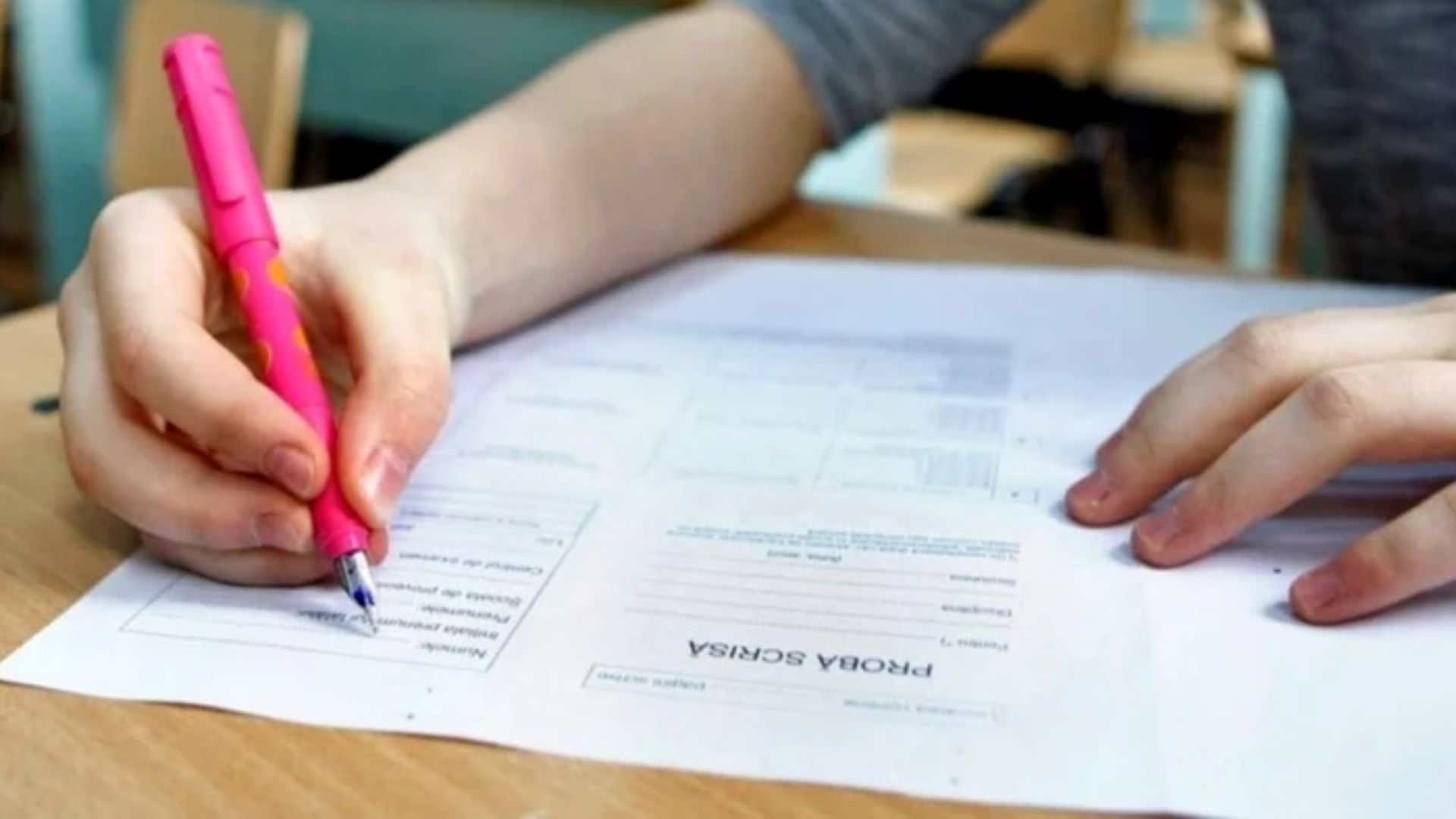 Scandal la Evaluarea Națională 2026! Subiectele la Română ar fi ajuns online la scurt timp după începerea examenului