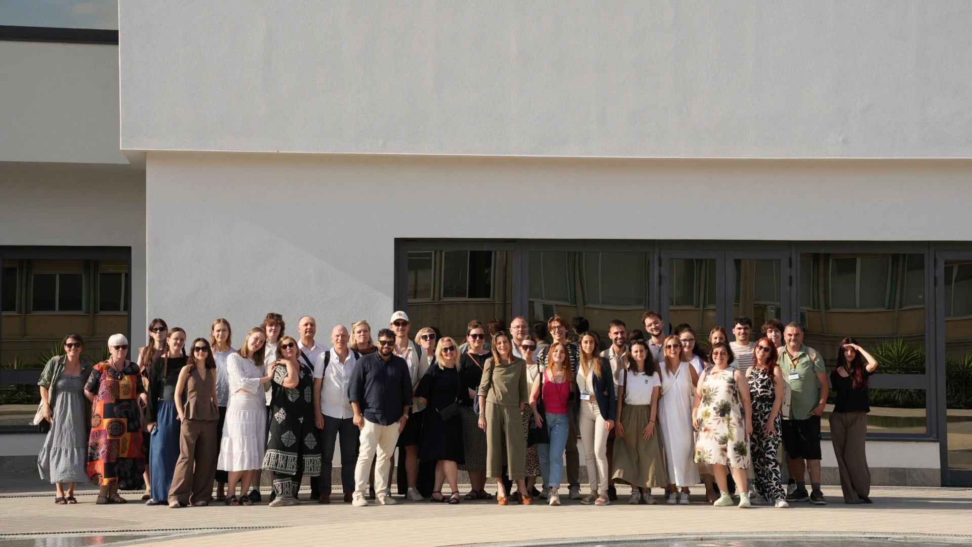 Studenții UTCN duc numele Clujului în Sicilia! Au lucrat alături de tineri din cinci țări la un proiect dedicat viitorului patrimoniului industrial