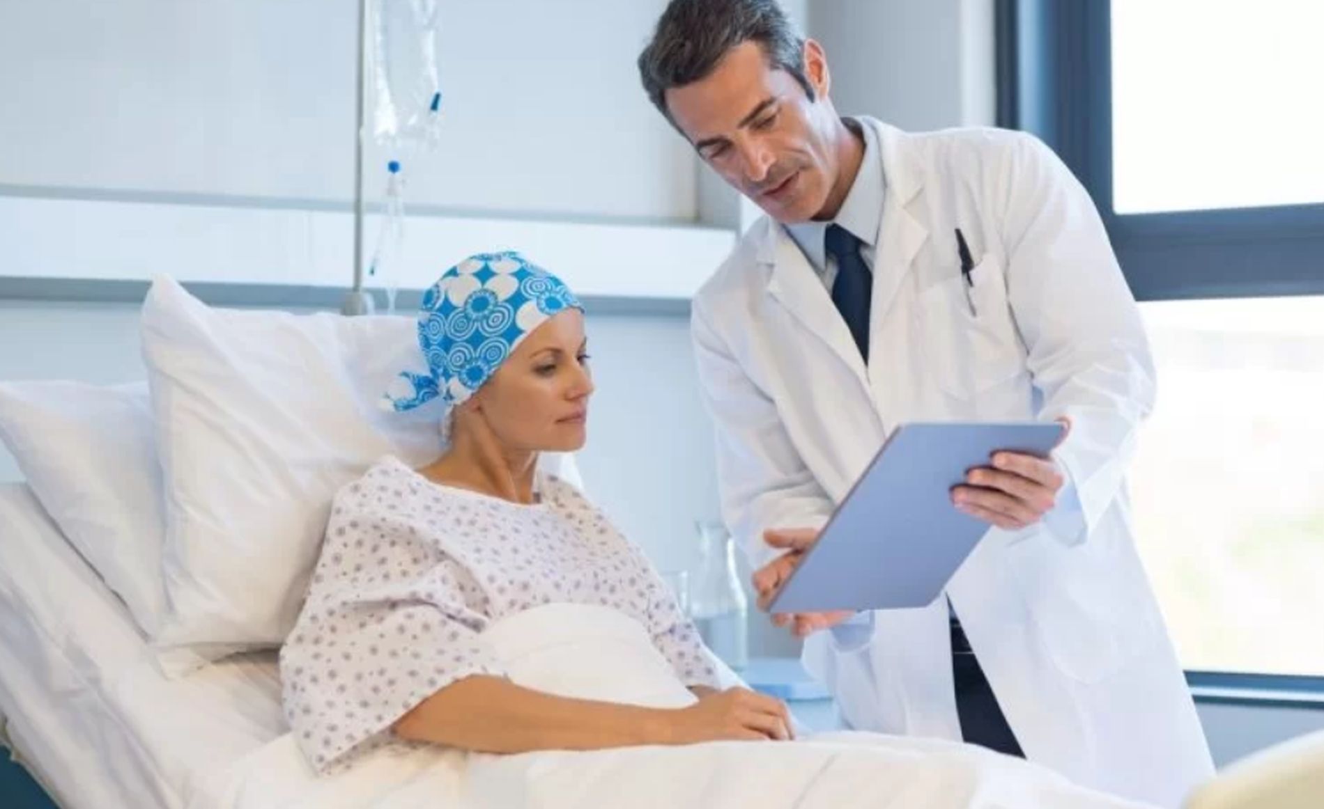 Un deputat clujean avertizează: Bolnavii de cancer și pacienții cu afecțiuni grave riscă să fie plimbați între spitale din cauza unui proiect CNAS