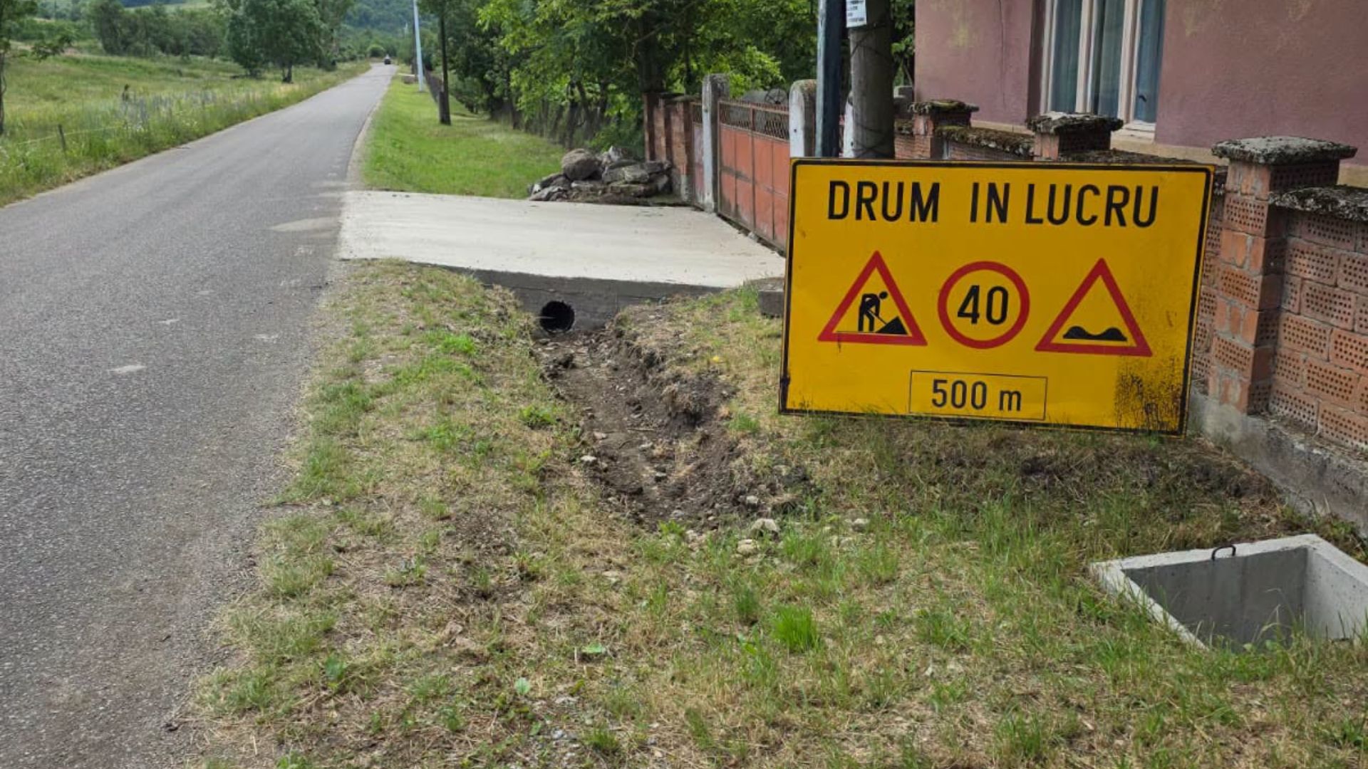Un drum important din Cluj intră în reparații! Lucrările au început pe DJ 109B, iar autoritățile promit finalizarea lor în cel mult două săptămâni