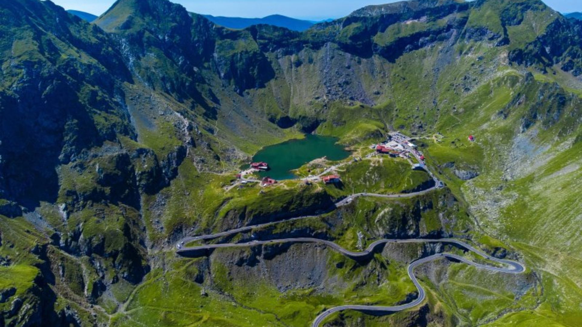 Veste excelentă pentru turiști: Transfăgărășanul ar putea fi redeschis în doar câteva zile, după verificările finale ale specialiștilor CNAIR