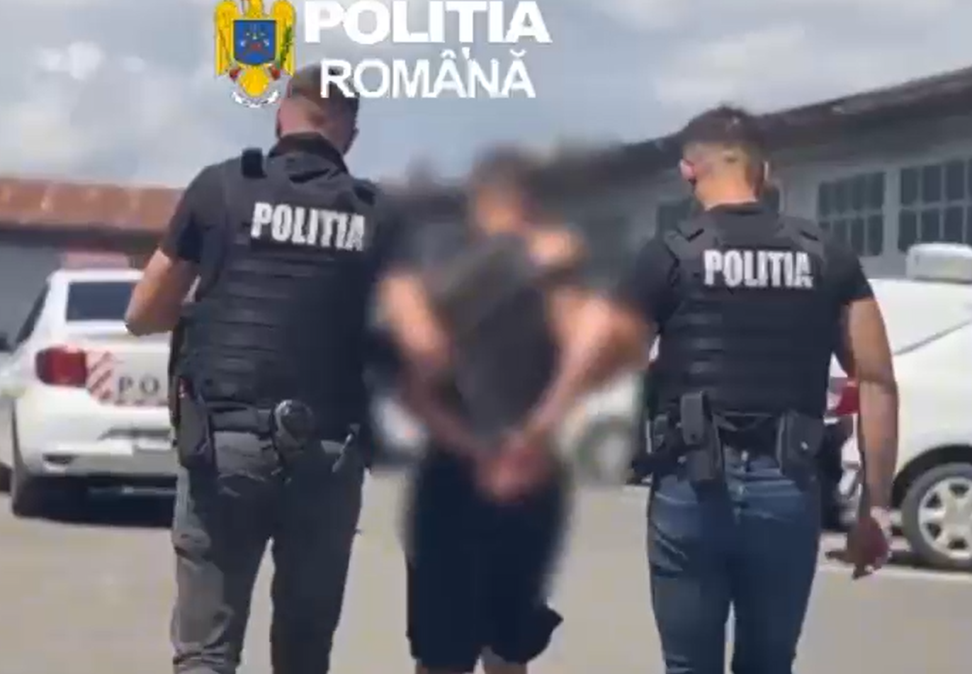 VIDEO. Amenințare cu pistolul într-un magazin din Cluj-Napoca, pe Fabricii, în Mărăști. O femeie a fost victima. Agresorul, imobilizat de agenții de pază