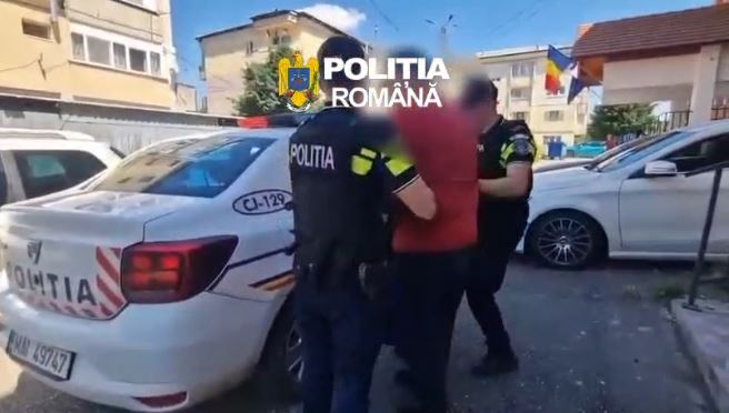 VIDEO Bărbat de 57 de ani din Cluj-Napoca și-a amenințat fosta iubită cu un obiect contondent.  Femeia avea ordin de protecție