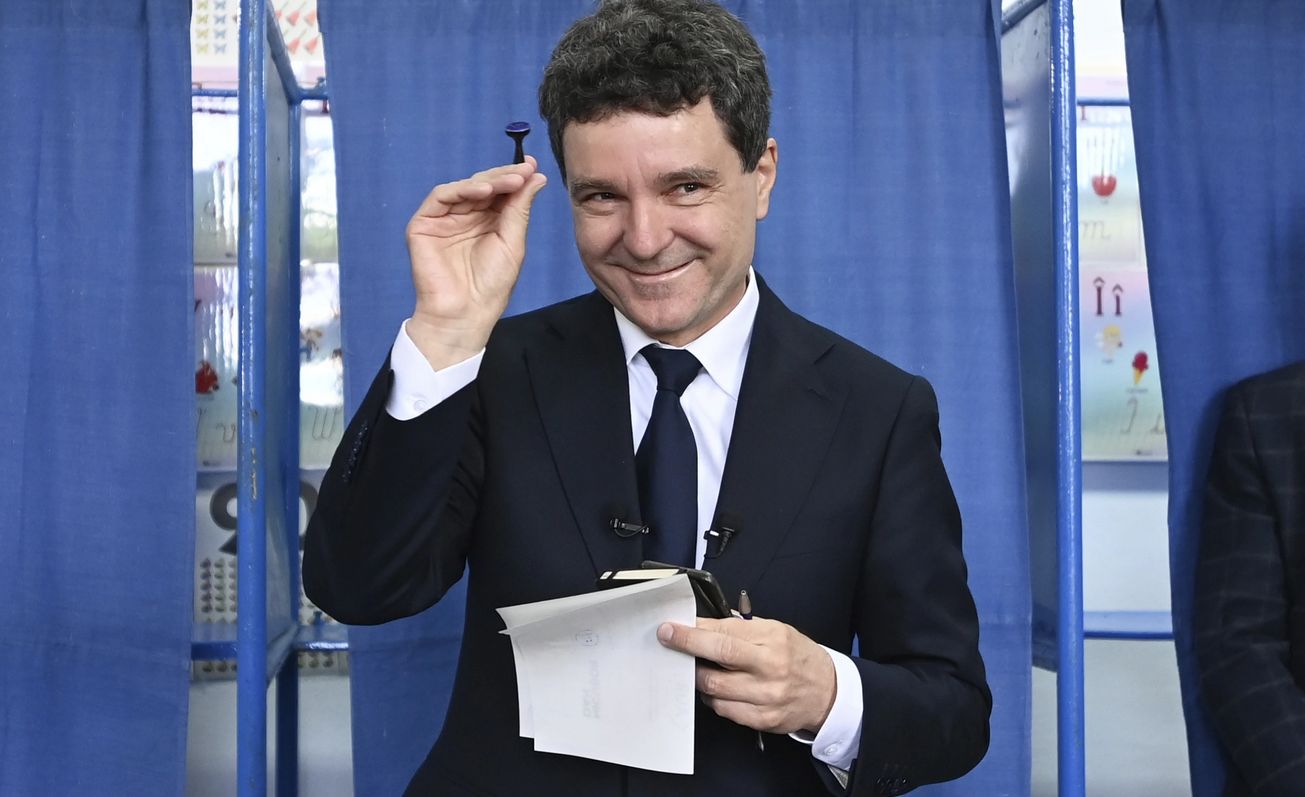 Vin anticipatele? Planul lui Nicușor Dan dacă Guvernul Tomac cade în Parlament. Vrea refacerea coaliției PSD-PNL-USR-UDMR, fără Ilie Bolojan premier