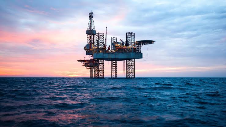 Avertisment din interiorul industriei energetice: Gazele din Marea Neagră ne pot îmbogăți sau ne pot lăsa la fel de săraci. Ce spune un specialist