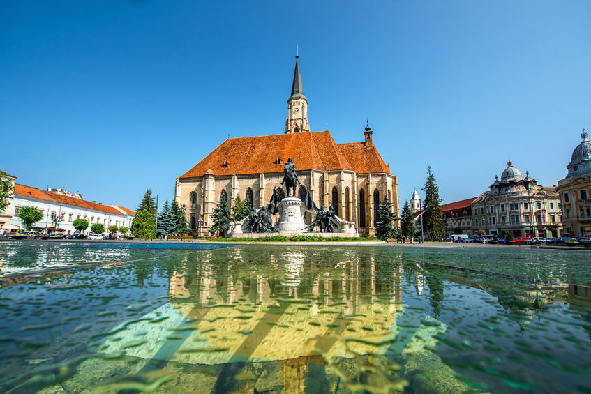Cluj-Napoca rămâne magnet pentru turiști chiar și în plină scădere națională: județul se menține pe locul trei în țară, la egalitate cu marile destinații