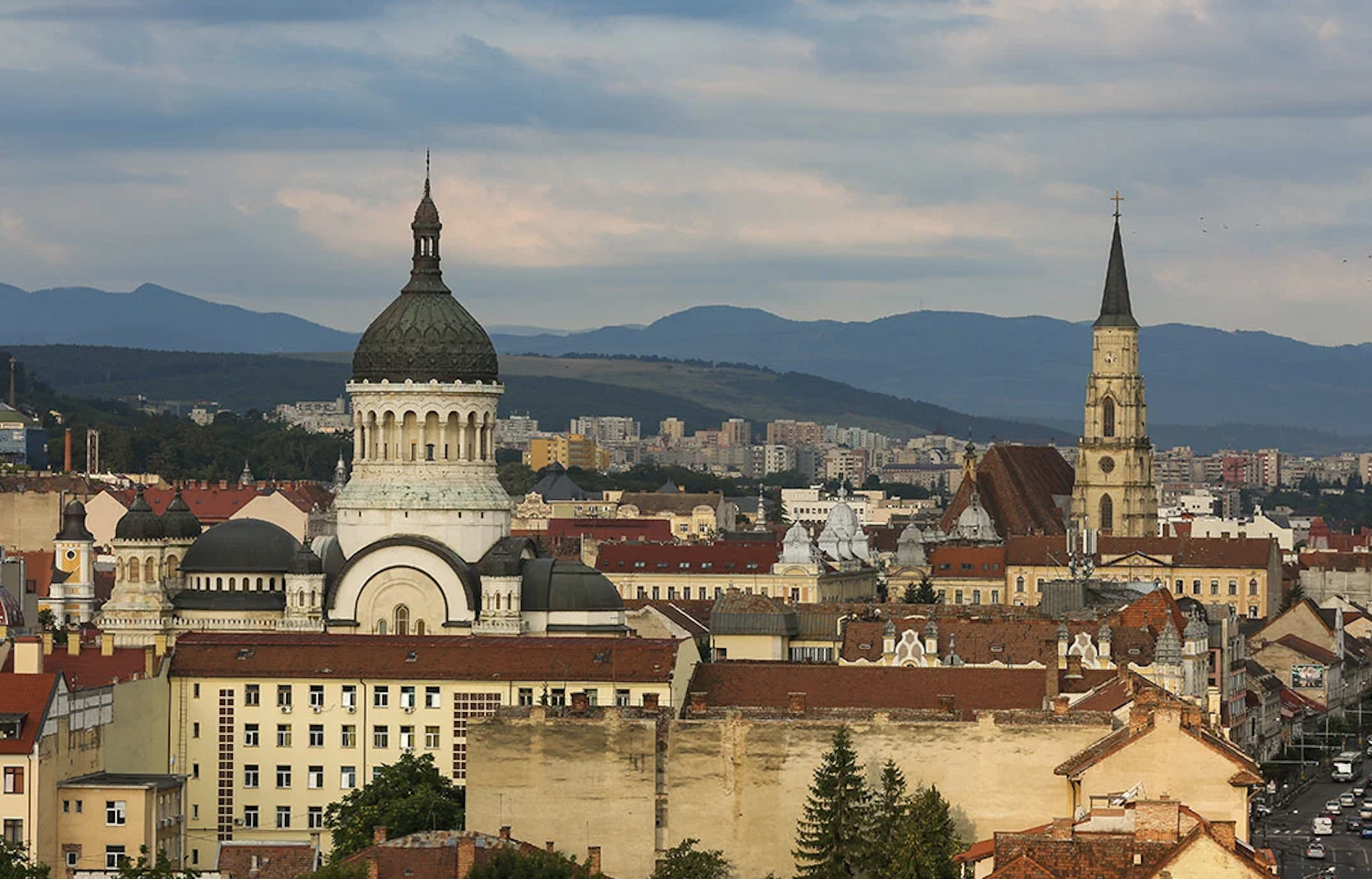 Corecție pe piața imobiliară din Cluj: Apartamentele s-au ieftinit în iunie, dar tot sunt mai scumpe decât anul trecut! Cât costă acum un mp