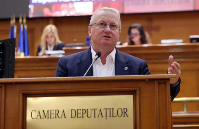 Deputatul clujean Remus Lăpușan îl atacă pe Bolojan: „Cetățenii sunt lăsați din nou pe ultimul loc”