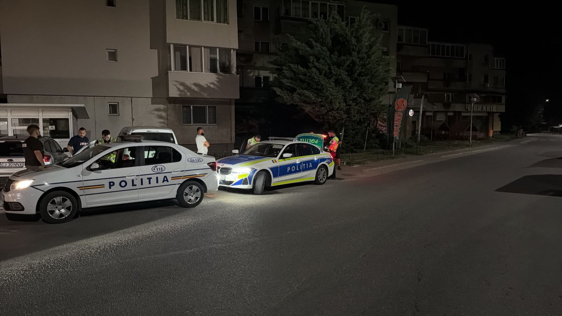 A crezut că scapă de polițiști: Un clujean a ajuns în arest după ce ar fi condus fără permis, băut și sub influența substanțelor psihoactive