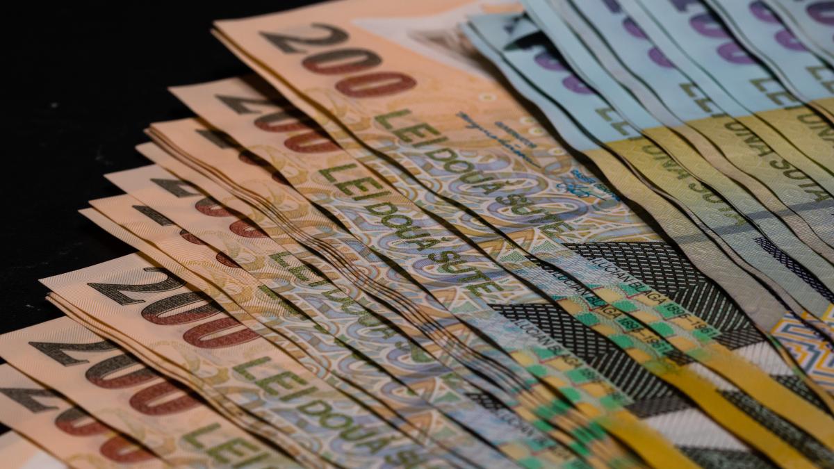 Garanții de până la 80% din credit și granturi pentru IMM-uri: FNGCIMM caută băncile care vor derula programul de 146 de milioane de lei în Oltenia