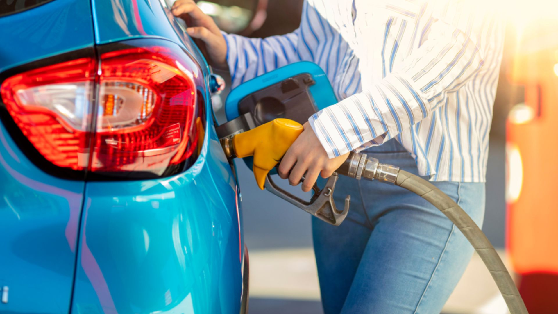 Motorina s-a ieftinit în România! Unde pot verifica șoferii, în timp real, prețurile de la toate benzinăriile