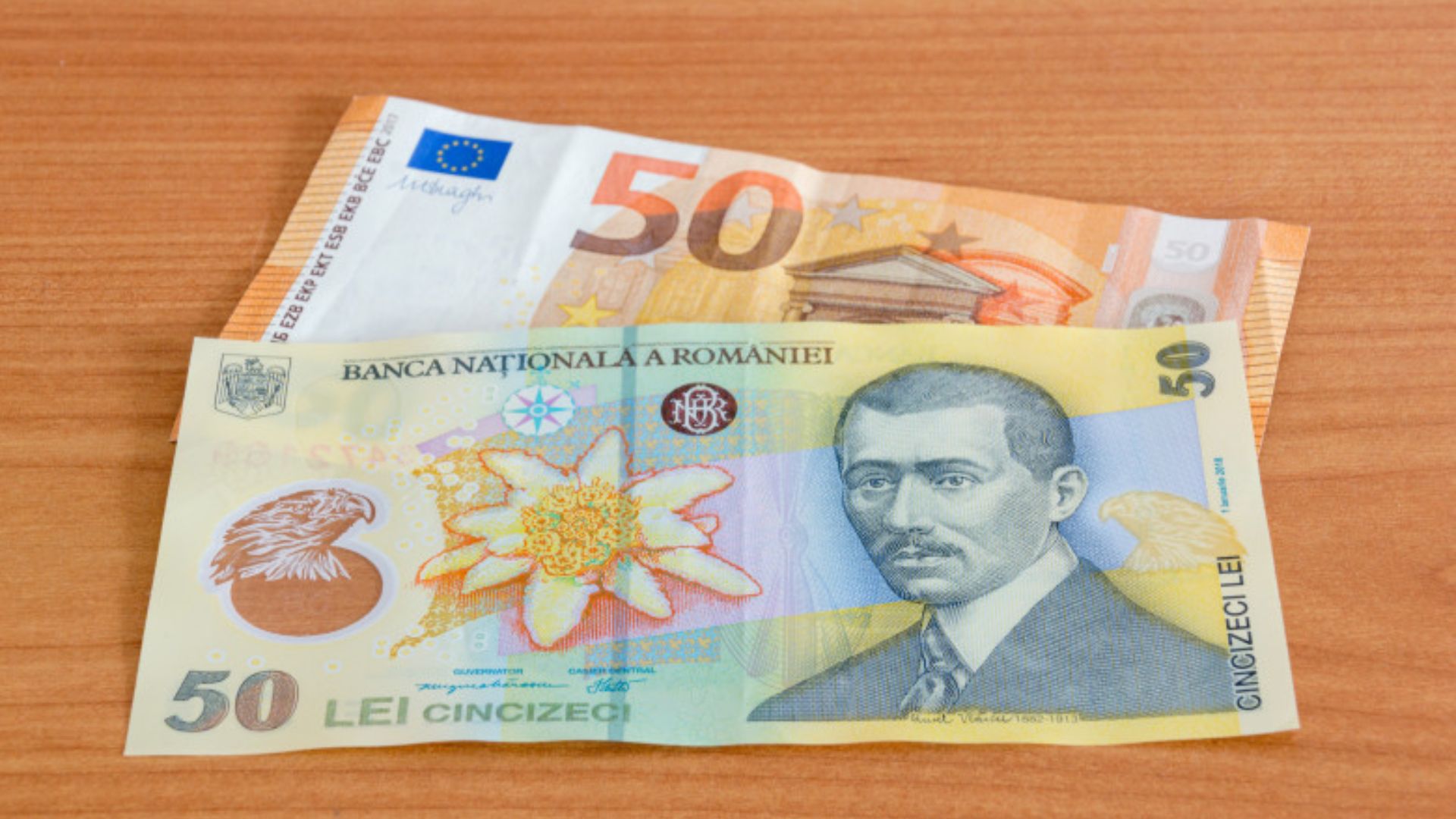 România ar putea trece la euro în 2032! Anunțul lui Dragoș Pîslaru și ce trebuie să se întâmple în următorii ani pentru ca țara noastră să adopte euro