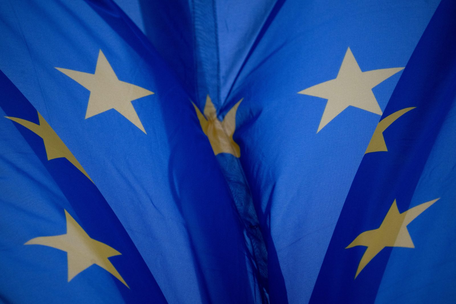 Tensiuni tot mai mari între Europa și SUA privind războiul din Ucraina. Ce măsuri pregătesc liderii europeni