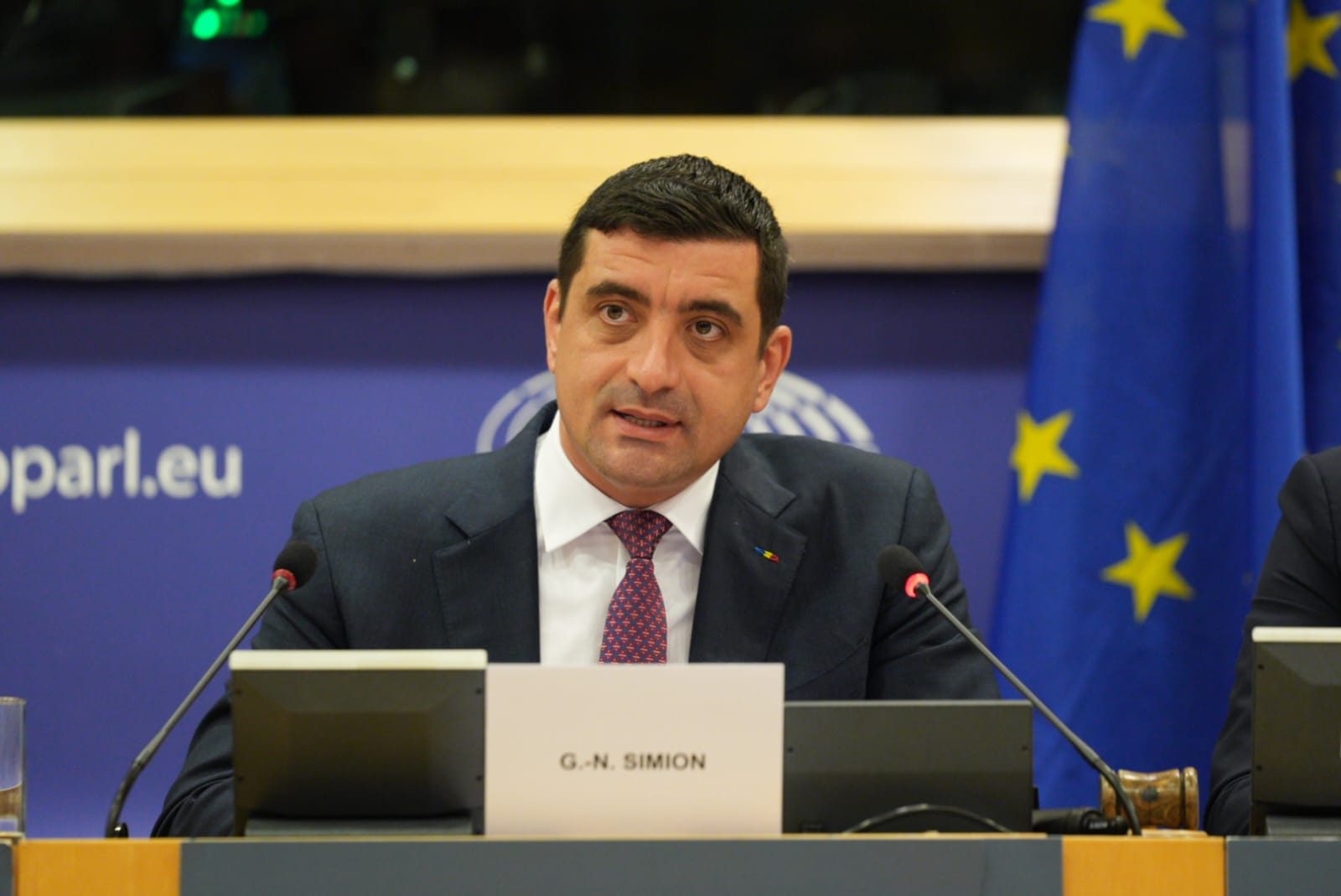 Liderii conservatorilor europeni susțin, de la Bruxelles, alegerile anticipate în România