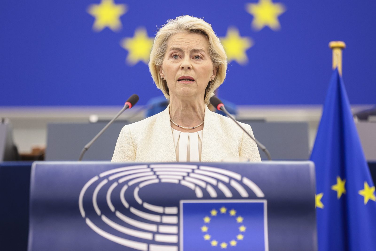 Victorie de etapă pentru România și „Prietenii Coeziunii” în negocierile pentru bugetul UE. Irlanda propune tăieri de 159 de miliarde de euro, dar protejează fondurile pentru agricultură și dezvoltare regională. Germania, nemulțumită, cere reduceri și mai mari